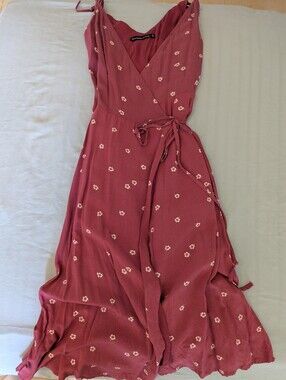 Abercrombie & Fitch Midi Wrap Dress